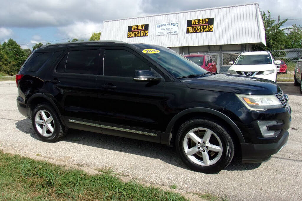 2016 FORD Explorer