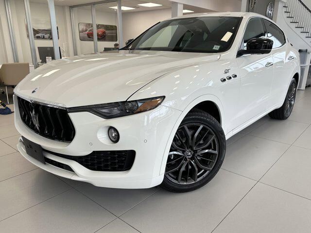 2024 MASERATI Levante