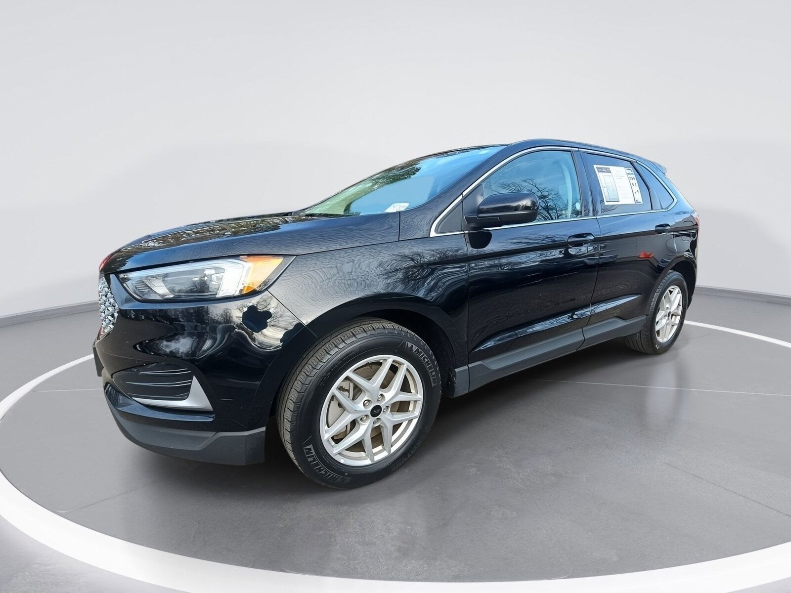 2023 FORD Edge