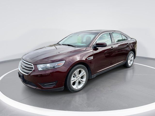 2018 FORD Taurus