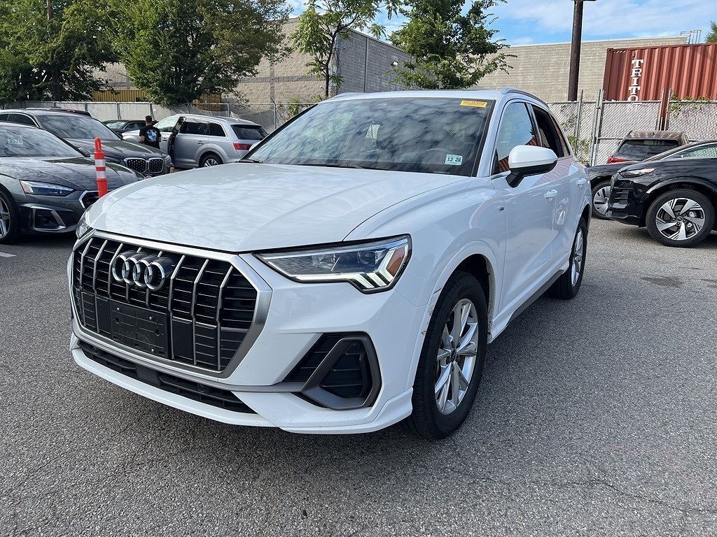 2024 AUDI Q3
