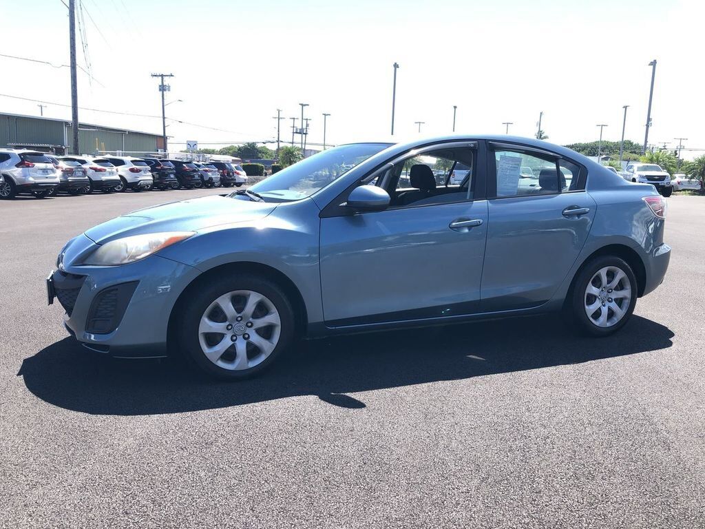 2011 MAZDA Mazda3