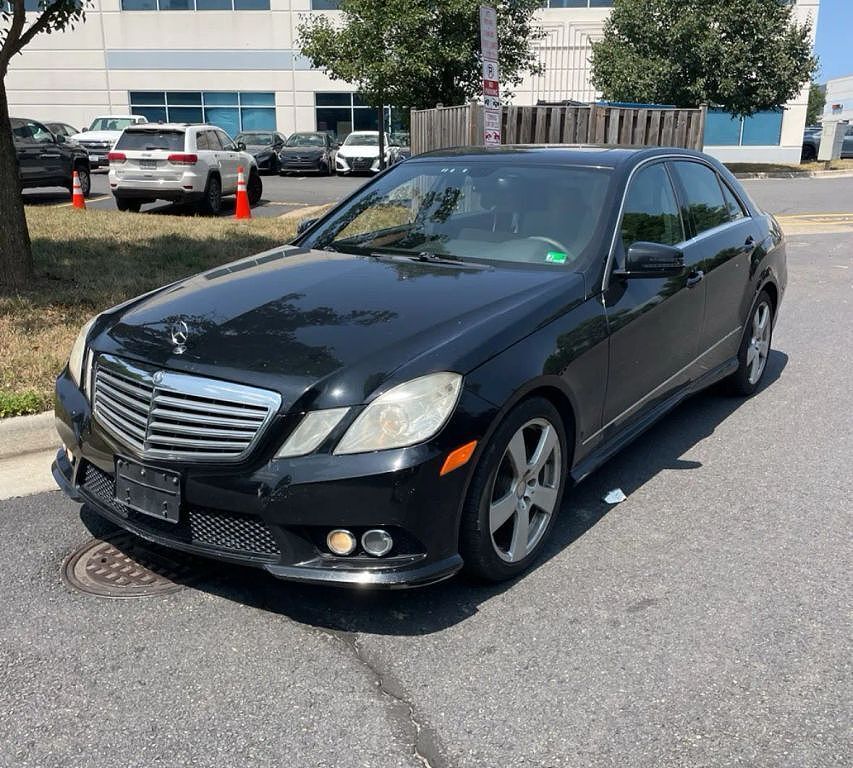 2010 MERCEDES-BENZ E-Class
