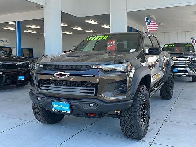 2025 CHEVROLET Colorado