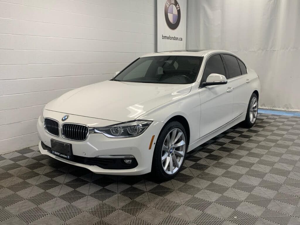 BMW 330i