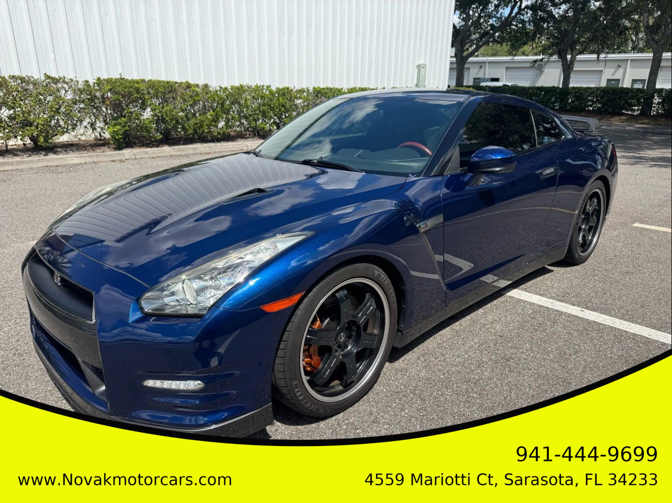Nissan GT-R