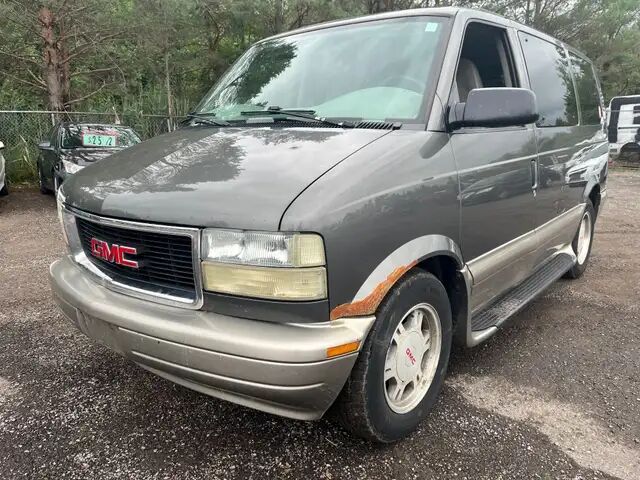 GMC Safari
