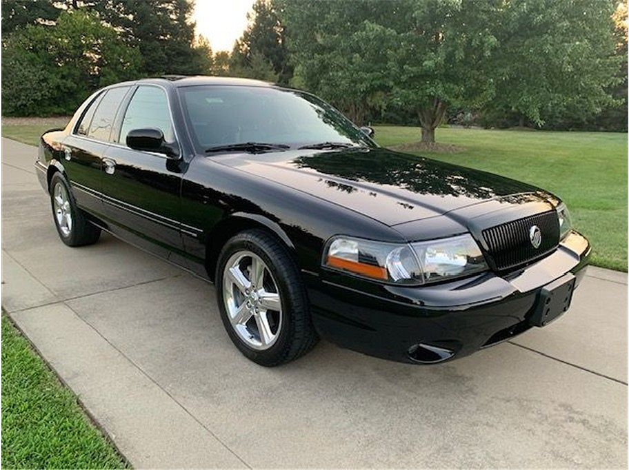 2004 MERCURY Marauder