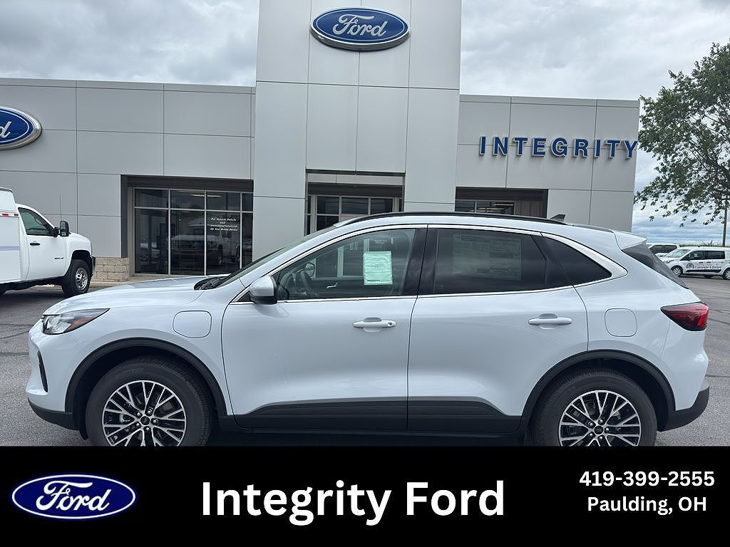 2025 FORD Escape