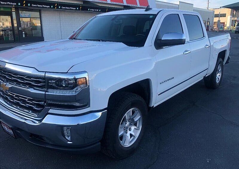 2018 CHEVROLET Silverado