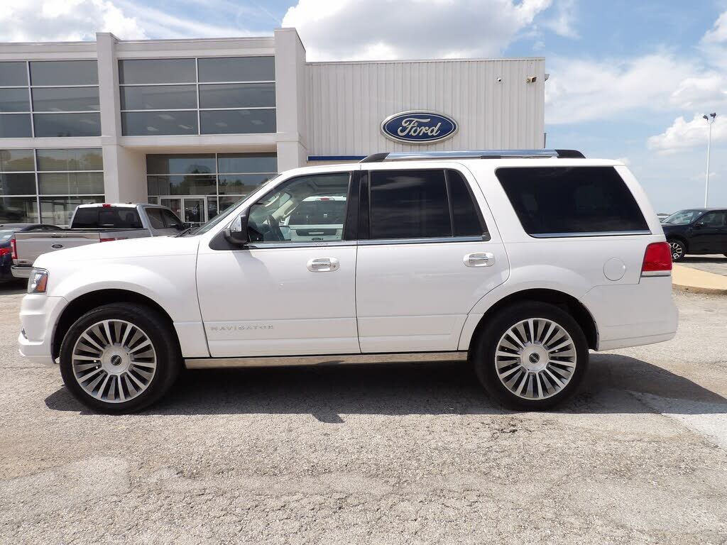 Lincoln Navigator