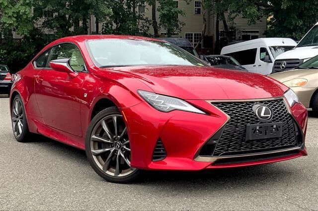 LEXUS
