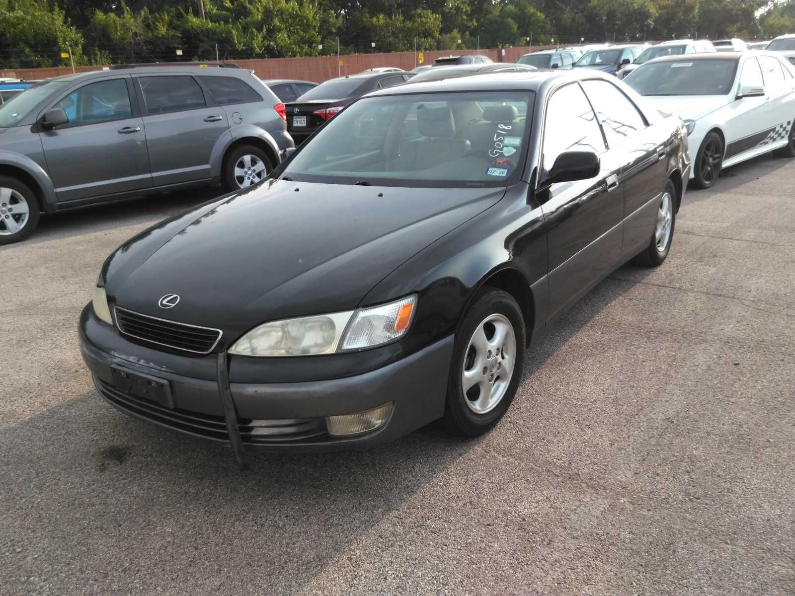 Lexus ES