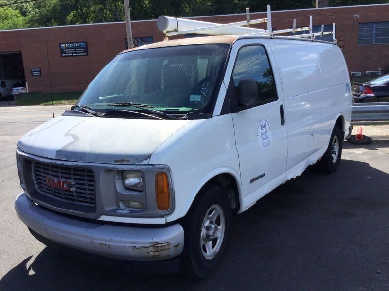 GMC Savana