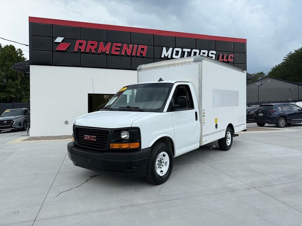 GMC Savana