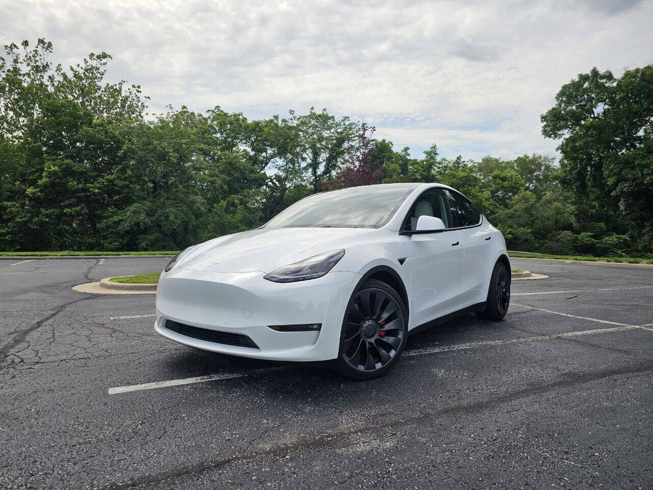 2022 TESLA Model Y