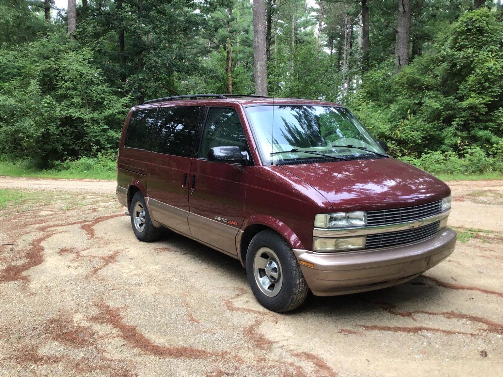 Chevrolet Astro Van