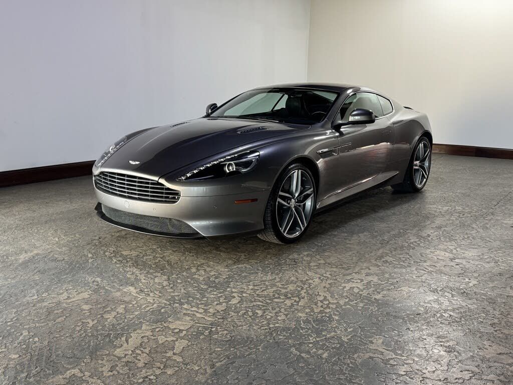 Aston Martin DB9