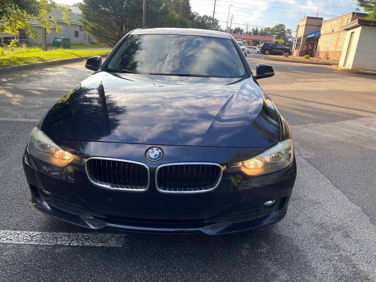 BMW 320i
