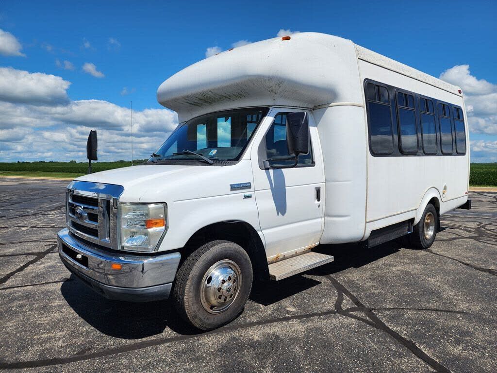 Ford E-350