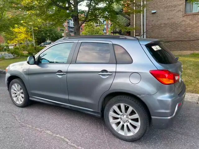 Mitsubishi RVR