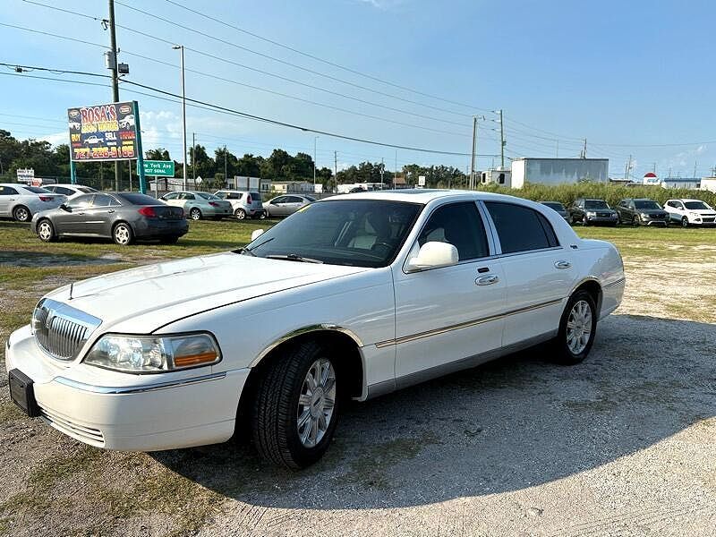 Lincoln Town Car