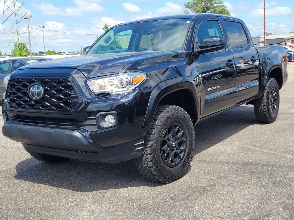 2019 TOYOTA Tacoma