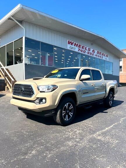 2019 TOYOTA Tacoma