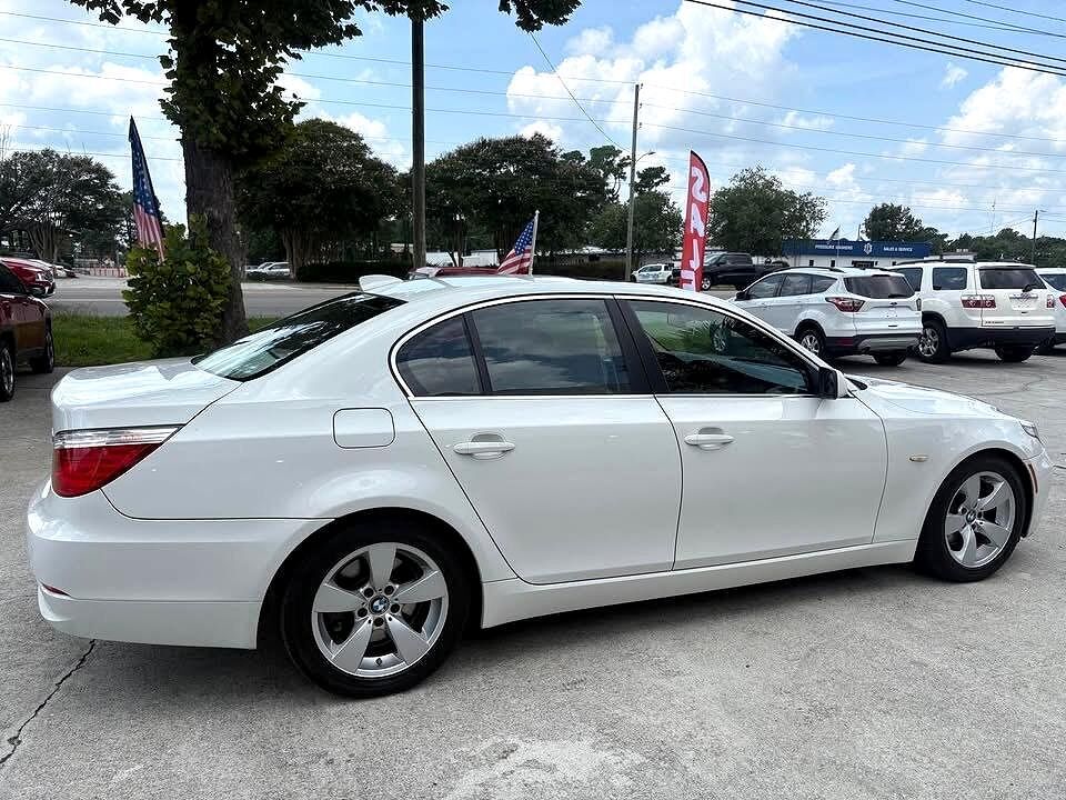 BMW 528i