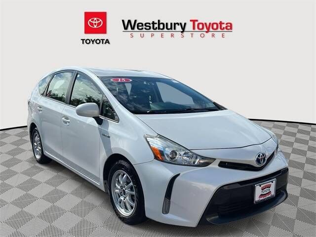 Toyota Prius V