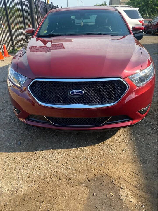 2013 FORD Taurus