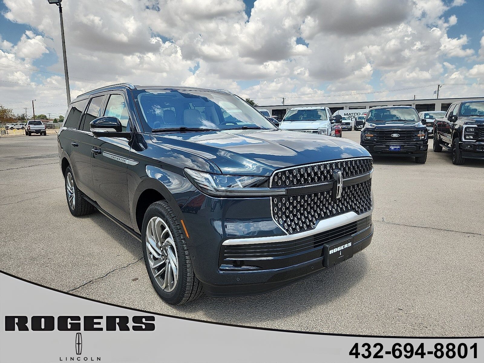 2025 LINCOLN Navigator L
