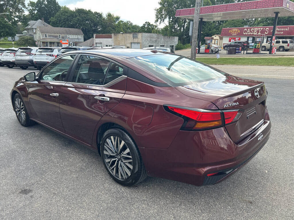 2023 NISSAN Altima