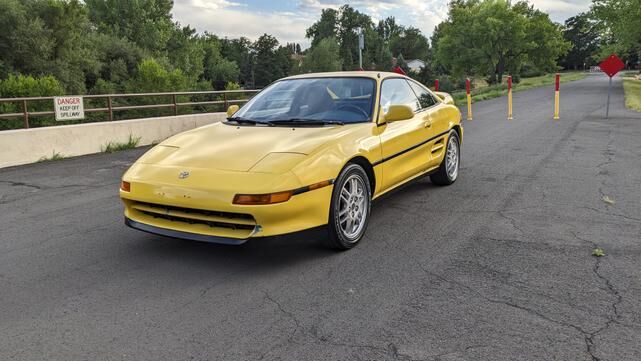 Toyota MR2