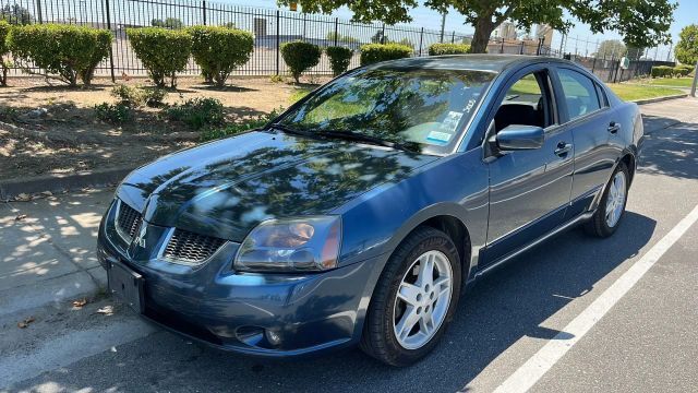 Mitsubishi Galant