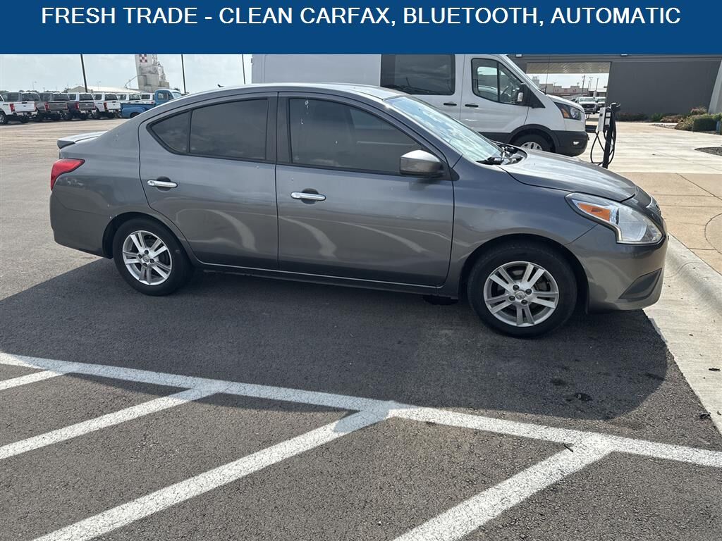 Nissan Versa