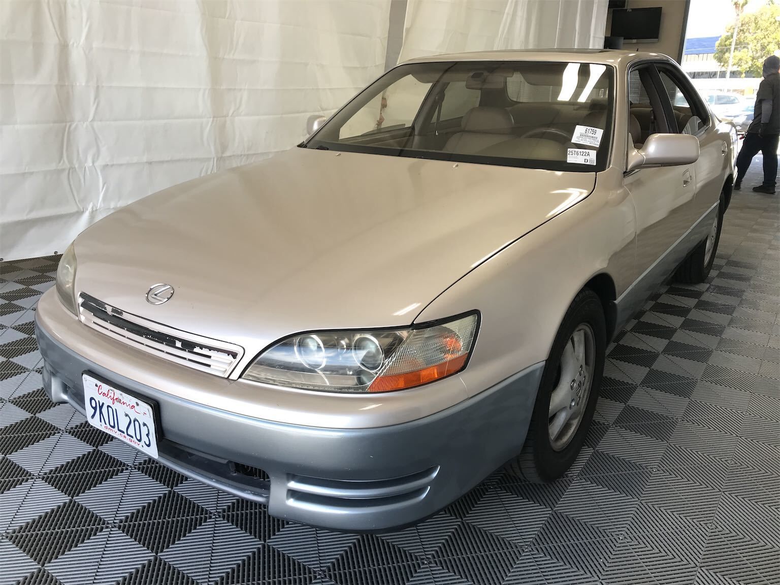 Lexus ES