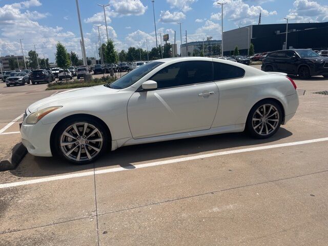 Infiniti G37