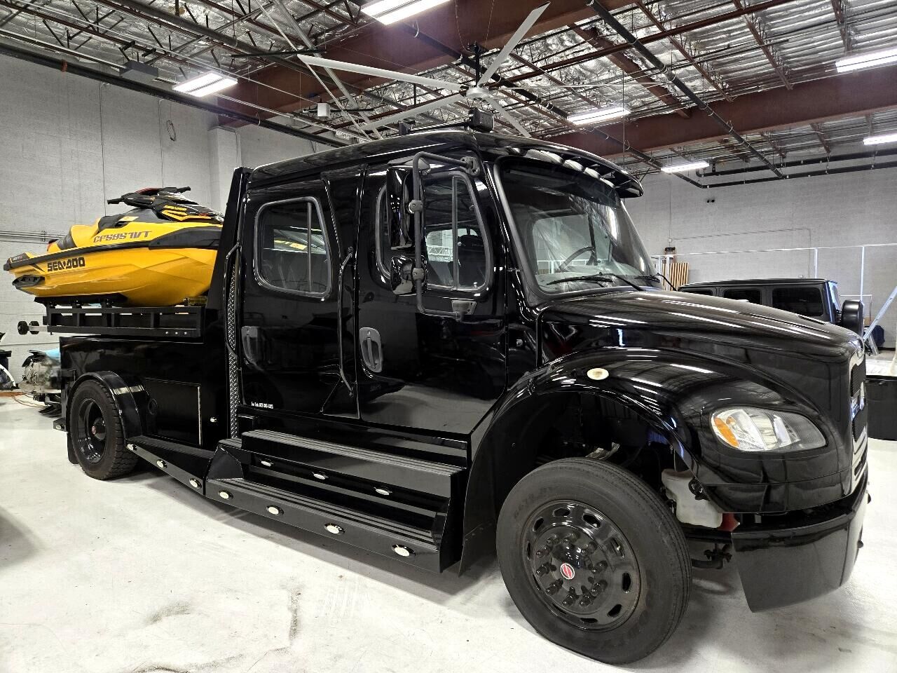 2014 FREIGHTLINER M2