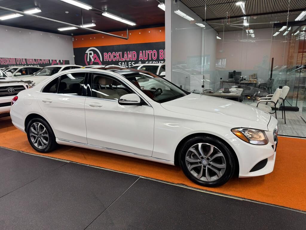 2016 MERCEDES-BENZ C-Class