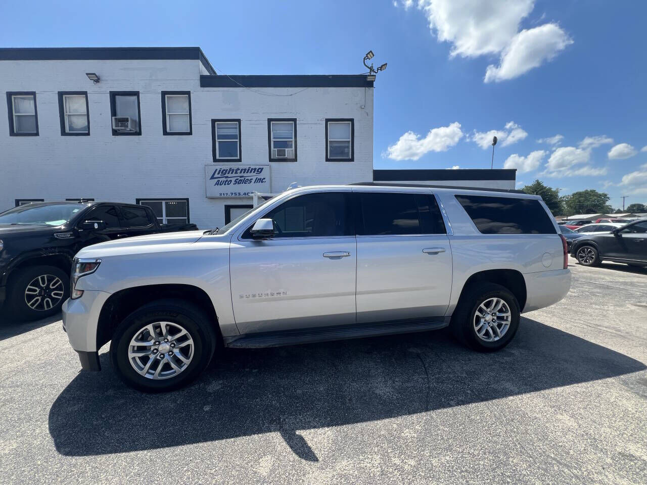 2015 CHEVROLET Suburban