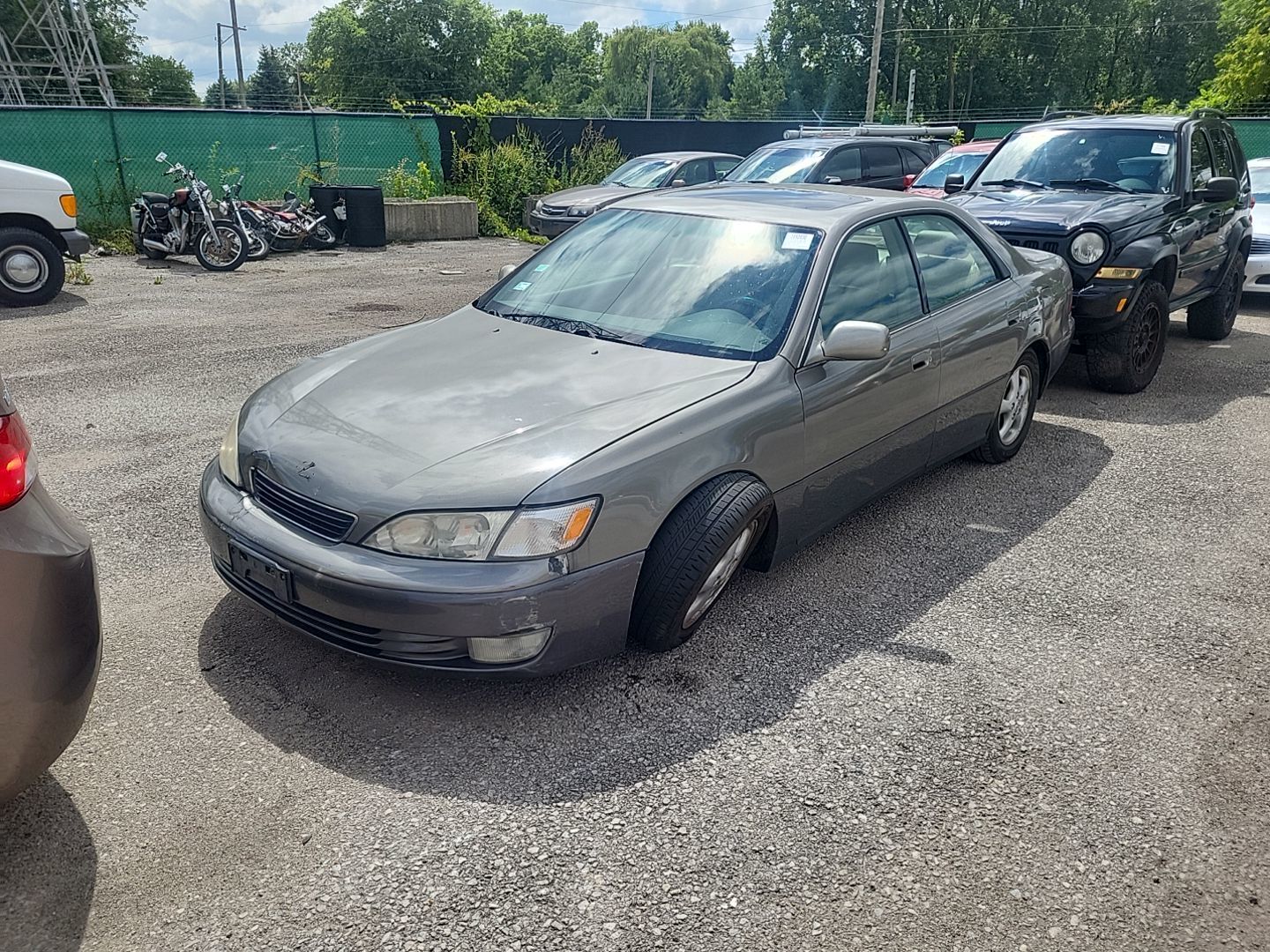 Lexus ES