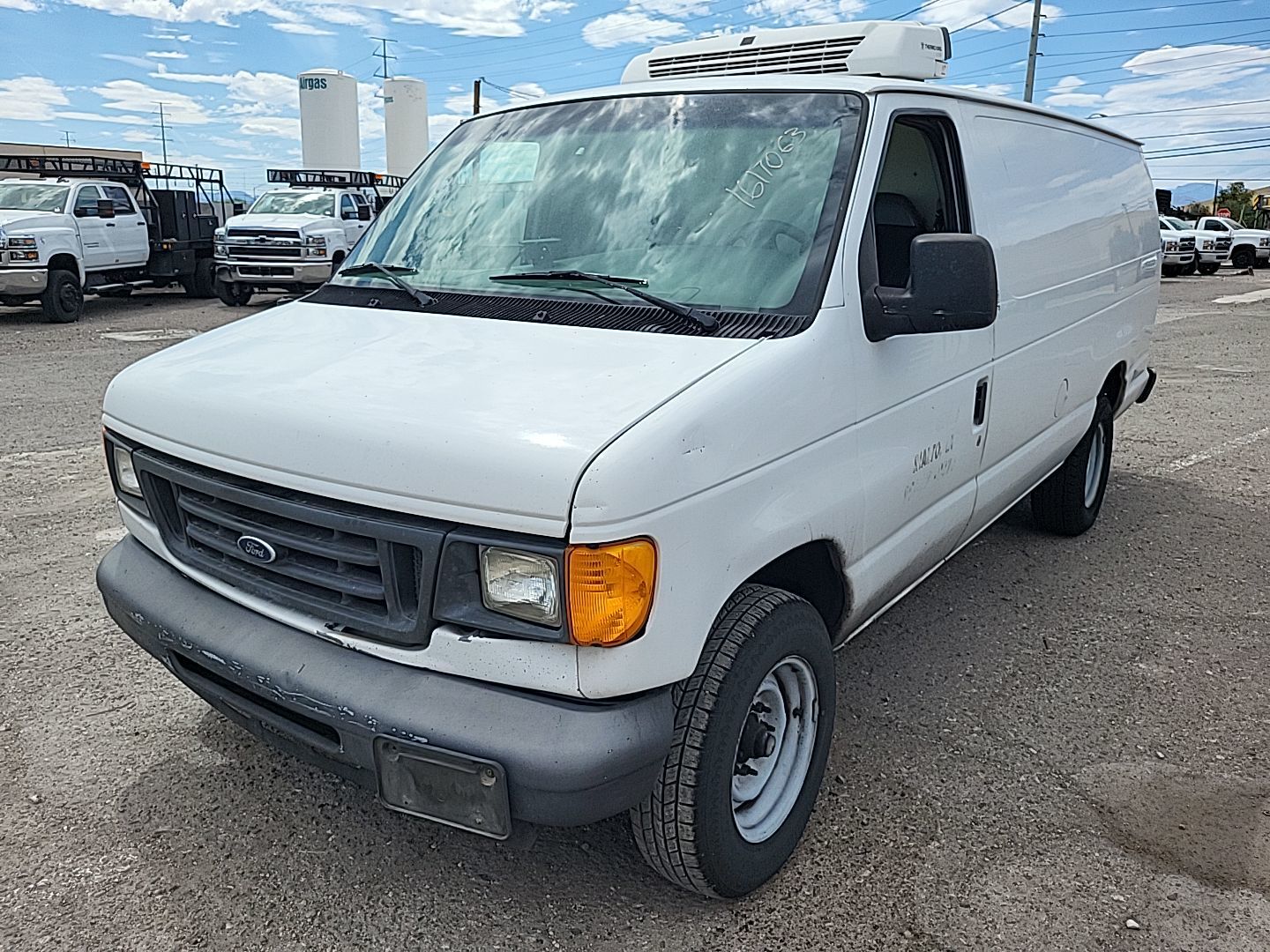 Ford E-350