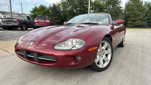 Jaguar XK8
