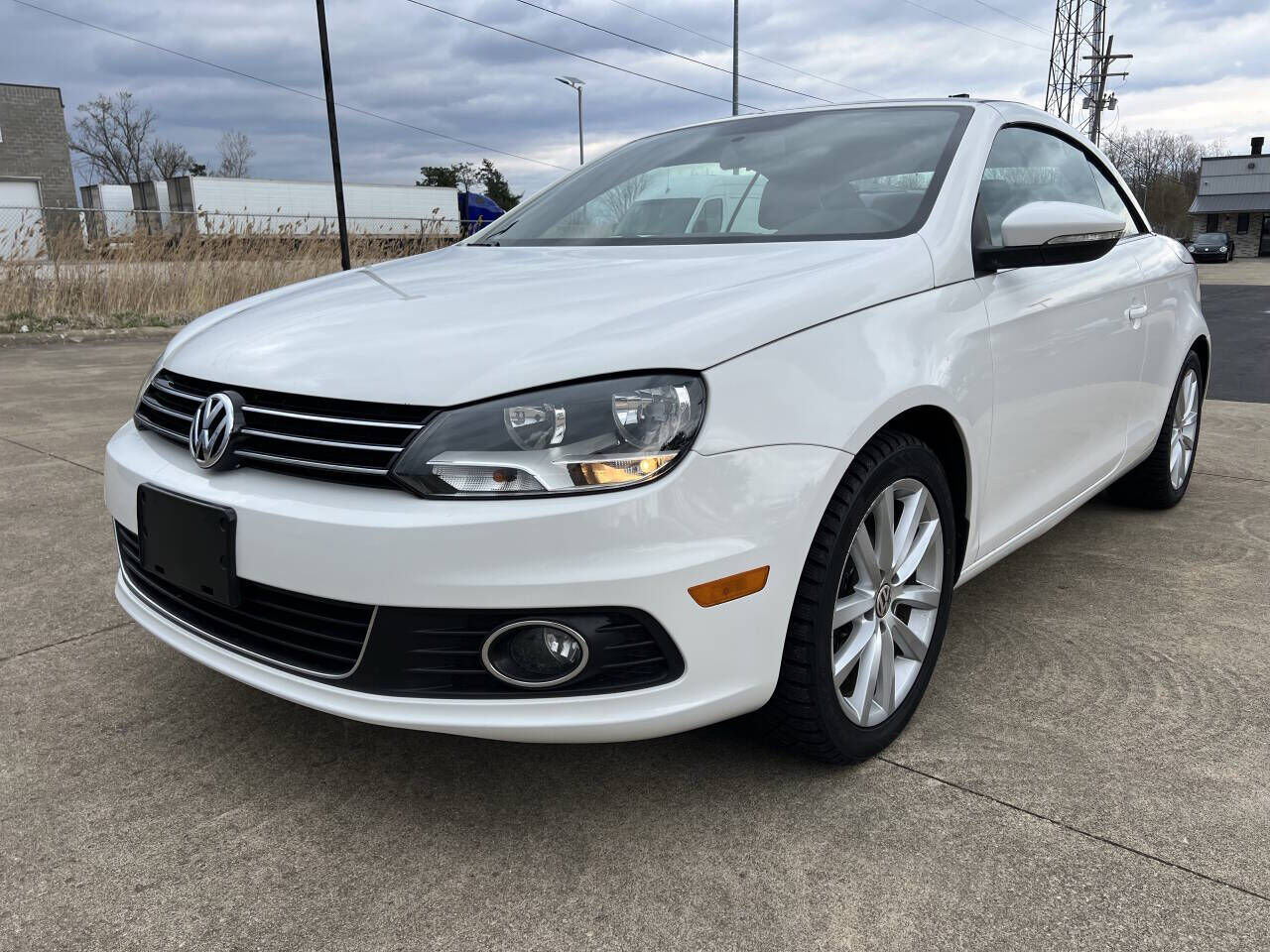 2012 VOLKSWAGEN Eos
