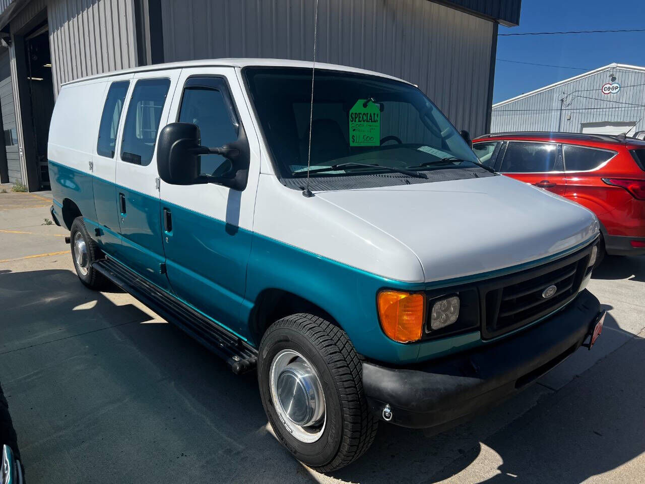 Ford E-250