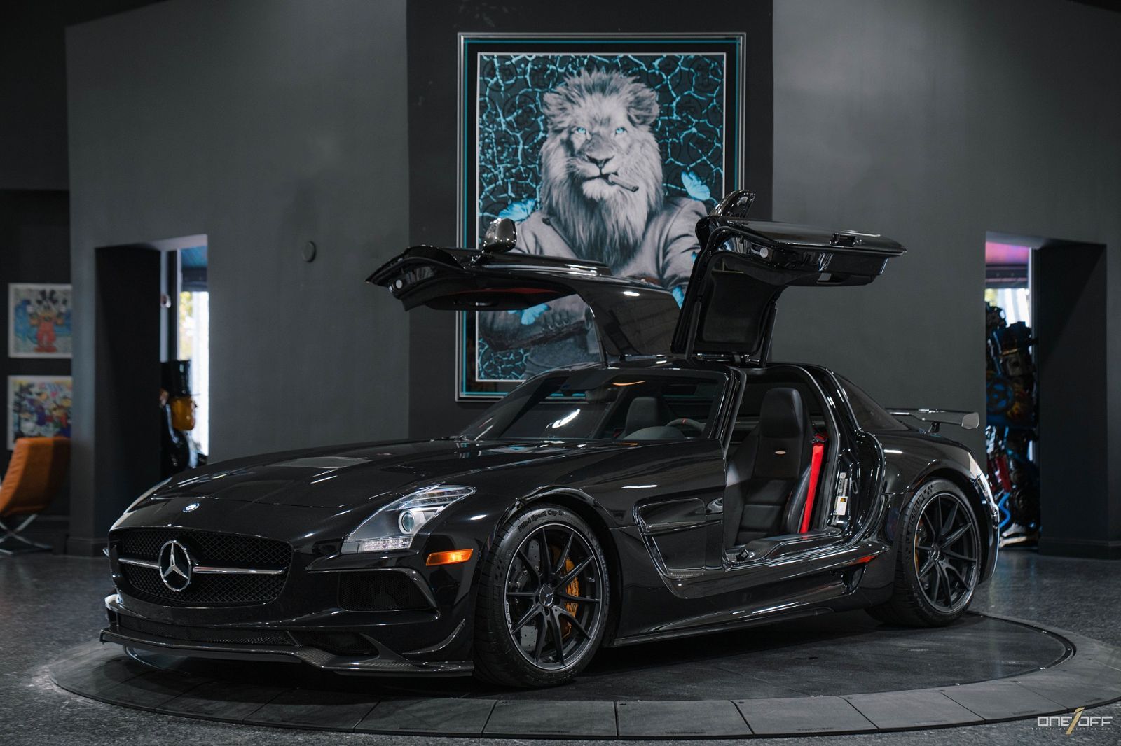 Mercedes-Benz SLS-Class