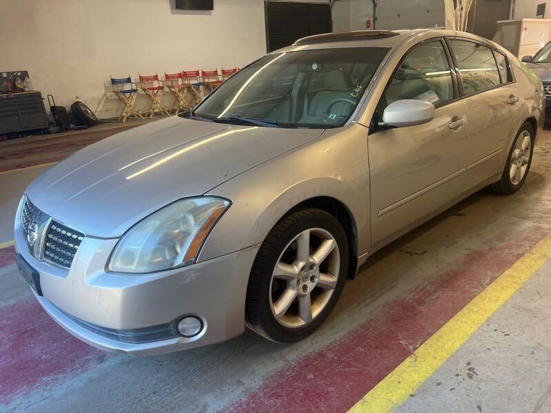 Nissan Maxima