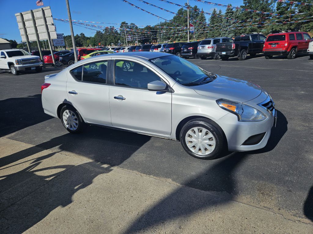 Nissan Versa