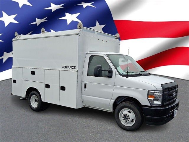 2026 FORD E-350